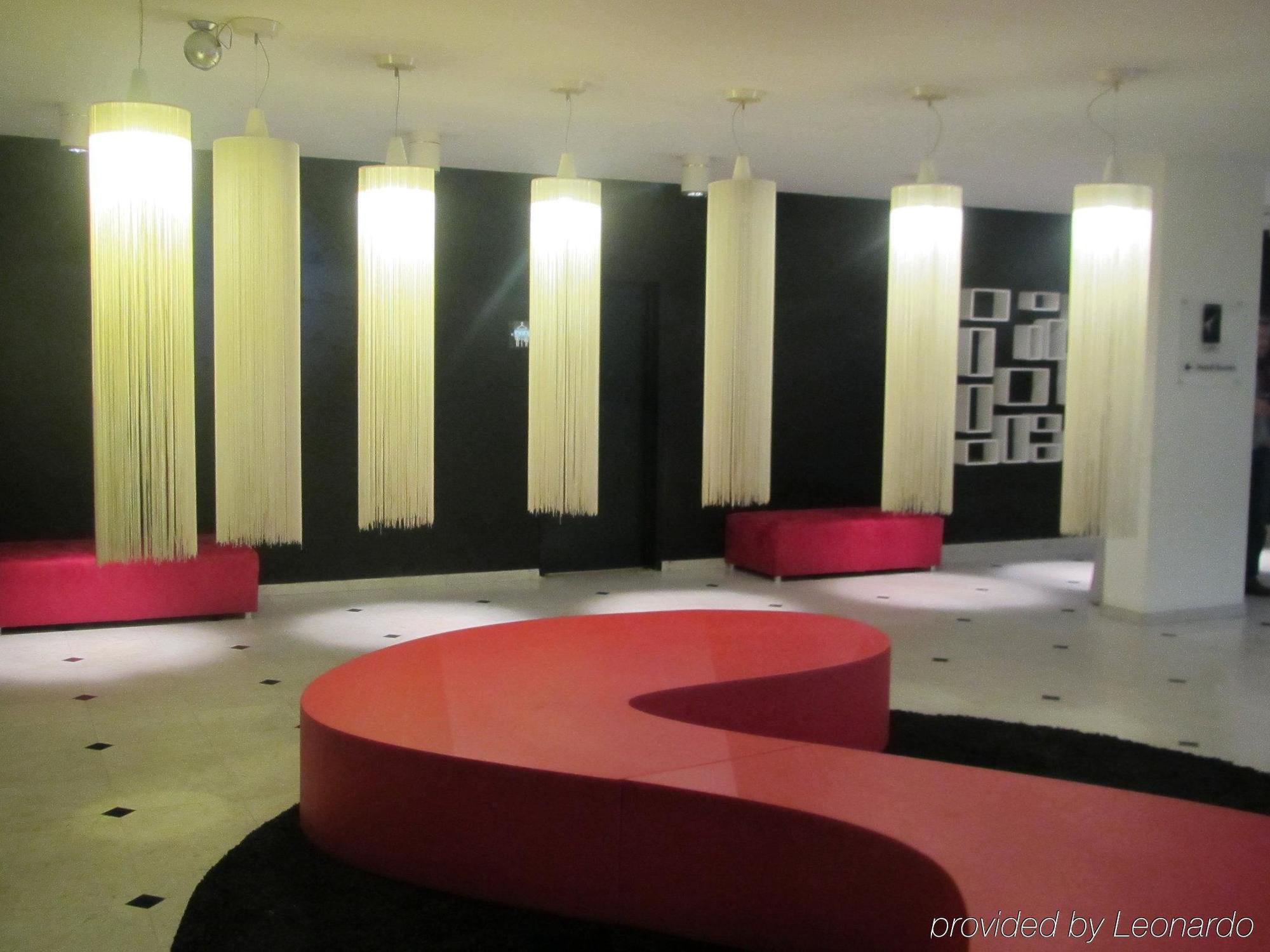 Corbie Mol Hotel Екстериор снимка