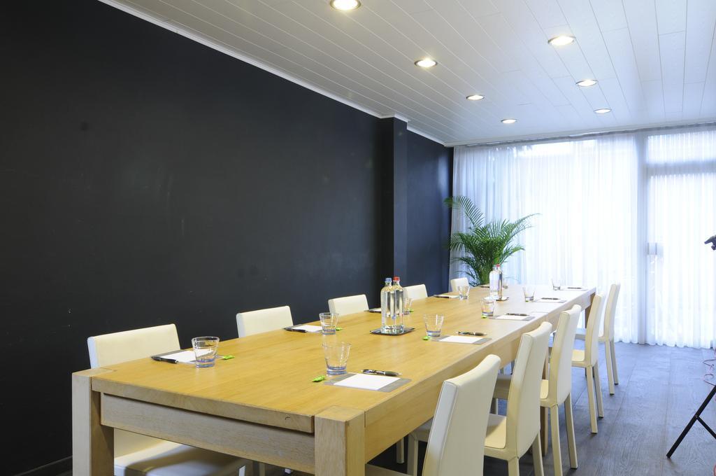 Corbie Mol Hotel Екстериор снимка
