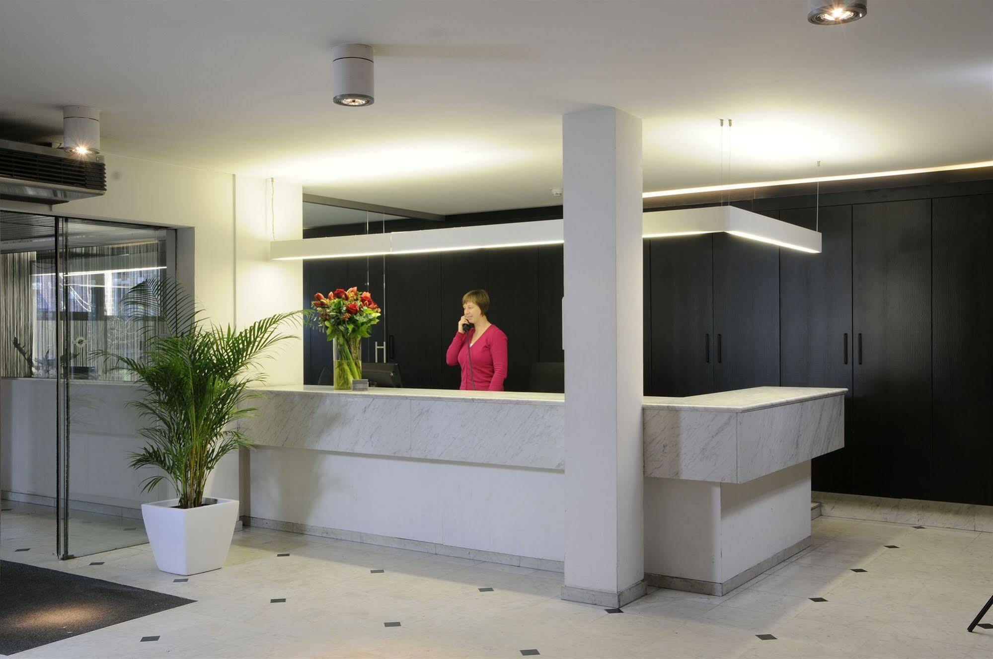 Corbie Mol Hotel Екстериор снимка