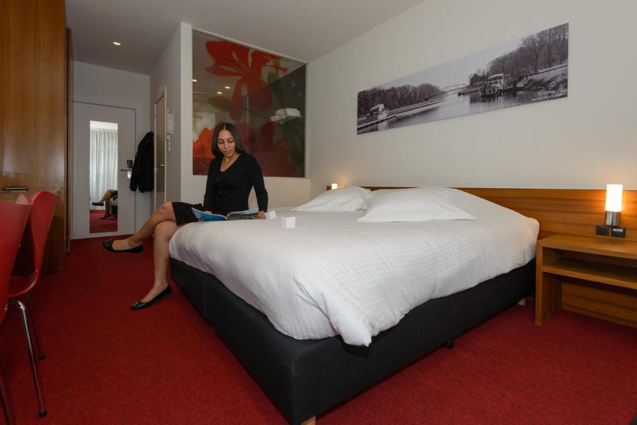 Corbie Mol Hotel Екстериор снимка
